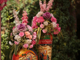 Seasonal flowers arranged in a traditional Japanese vase Photo by Abhishek Sharma on Unsplash Seasonal flowers arranged in a traditional Japanese vase Photo by Abhishek Sharma on Unsplash
