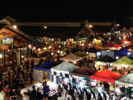 Train Night Market Srinakarin