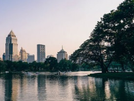 Take a boat down the Chao Phraya River