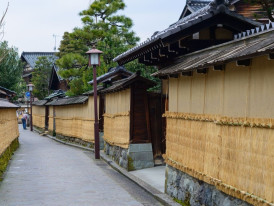 Explore the Nagamachi Samurai House Area