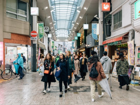 Knowledgeable guides in Tokyo can take you off the beat