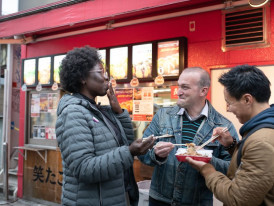 Tokyo food tours with a local guide 