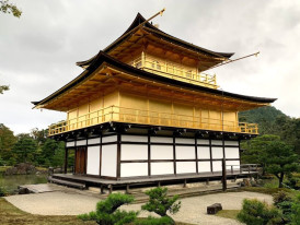 Visit temples on your bike tour 