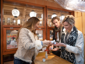 Sake tasting in the evening at Kubota Sake Bar in Shibu