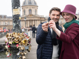 Paris: Where romance blossoms
