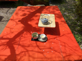 Traditional tea ceremony setup in modern context. Image by Arthur Tseng from Unsplash