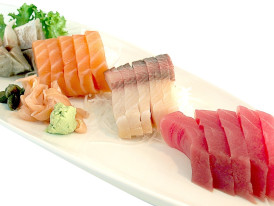 Fresh seafood being prepared with ginger and local seasonings. Image by louis papaspyrou from Pixabay