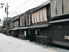 Close-up of pre-war Shinsekai architecture with ornate building facades and vintage structural details. Image by Falco Negenman on Unsplash.