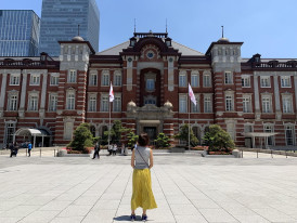 Outside a Tokyo station. Image by TSUGU SATOI from Pixabay