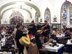Café de Tacuba. Photo by Hmaglione10, Wikicommons
