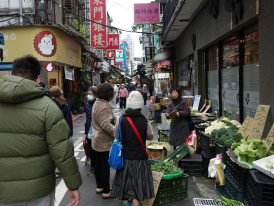 Local residents shopping at morning market near Sumiyoshi Photo by MChe Lee on Unsplash