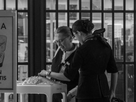 Airport rail pass counter with English-speaking staff assisting travelers Photo by Abdiel Hernandez Villegas Pexels