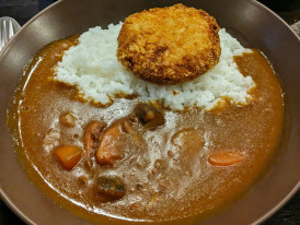 Japanese curry rice served at Universal Studios Photo by Markus Winkler on Unsplash