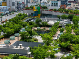 Rooftop garden at Osaka Station City Photo by ASIA CULTURECENTER on Unsplash