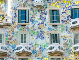 Casa Batlló - Iridescent tile and bone-like balcony detail 