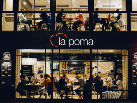 La Poma: Intimate restaurant settings