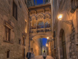 A quiet side street in the Gothic Quarter