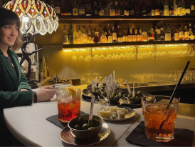 Negroni and olives at a Roman wine bar near Campo de’ Fiori