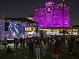 Centro Cultural Universitario outdoor concert