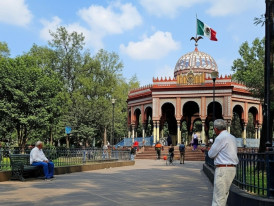 Kiosco Morisco in the park