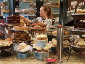 Queen of Tarts display with cakes and tarts