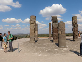 Tula site sculptures and pillars