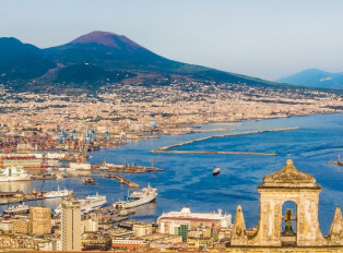 Top Attractions in Naples