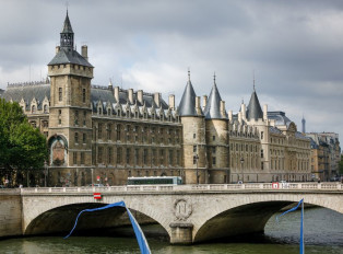 Île de la Cité, the historical heart of Paris