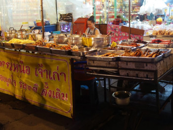 Must Eat Foods In Bangkok And Where To Eat Them