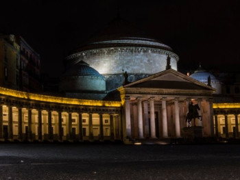 Best things to do in Naples at night