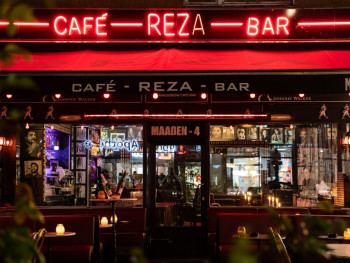 Bar Hopping Bar Hopping