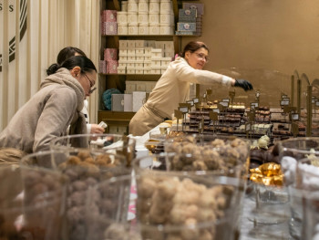 Artisan Chocolatier Mary Artisan Chocolatier Mary