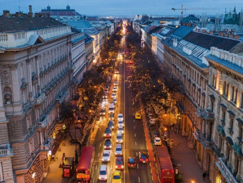 Stroll down the beautiful Andrassy Street Stroll down the beautiful Andrassy Street