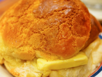 Pineapple Bun Pineapple Bun