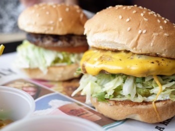 Cheese Burger Cheese Burger