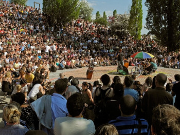 Karaoke Sundays At Mauerpark Karaoke Sundays At Mauerpark