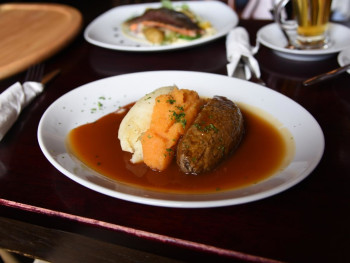 Haggis – The Auld Hundred Haggis – The Auld Hundred