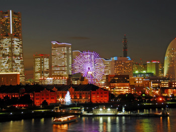 Walk the Streets or Minato Mirai Walk the Streets or Minato Mirai