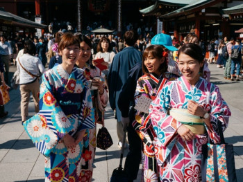 Hojoya Festival at Hakozaki-gū Hojoya Festival at Hakozaki-gū