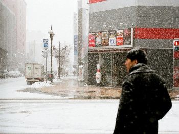 The winters in Sapporo are cold! The winters in Sapporo are cold!