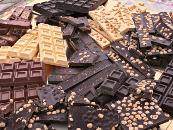 Chocolate Bars of the World Gift Set Chocolate Bars of the World Gift Set