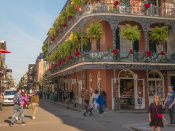 Wander through the French Quarter Wander through the French Quarter