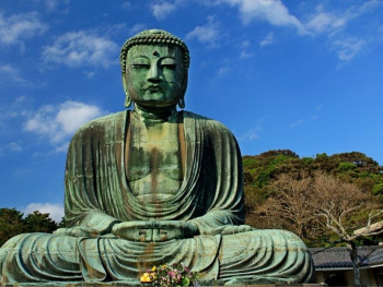 Kamakura just 50 mins from Tokyo station Kamakura just 50 mins from Tokyo station