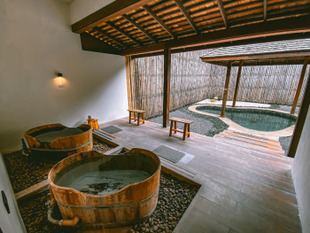 Two hot spring baths in Japan Two hot spring baths in Japan