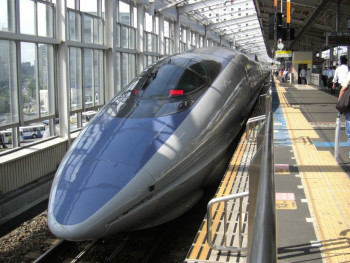 Japan’s efficient train systems Japan’s efficient train systems