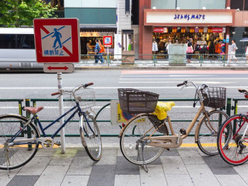 It's common practice to lock your bike up in Tokyo It's common practice to lock your bike up in Tokyo