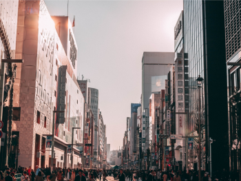 Explore Ginza for some shopping and architectural awe Explore Ginza for some shopping and architectural awe