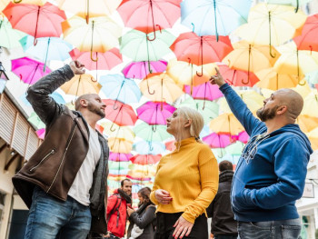 Art and culture themed guided tours