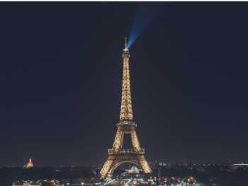 Eiffel Tower lights up Paris at night Eiffel Tower lights up Paris at night
