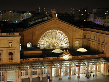 Paris' industrial past blended seamlessly with contemp Paris' industrial past blended seamlessly with contemp